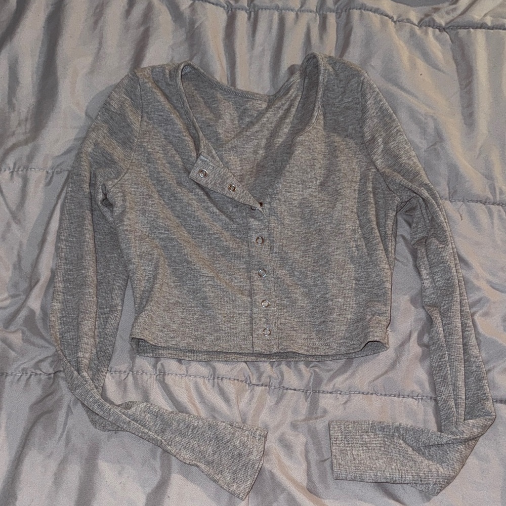 Gray V Neck Button Crop Top